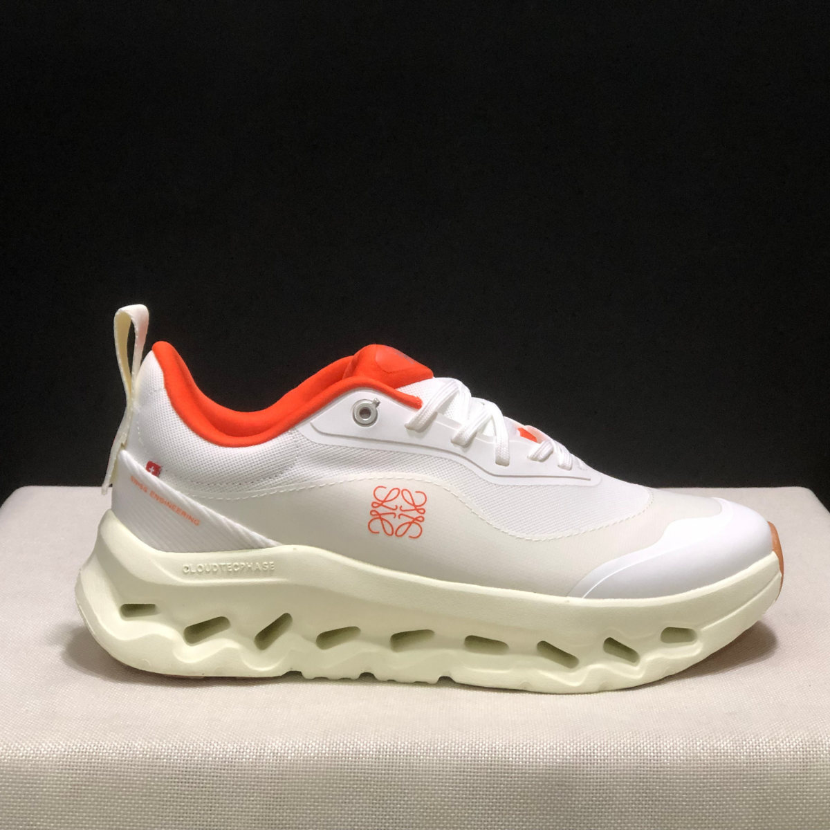 On Cloud × Loewe — Cloudtilt Orange