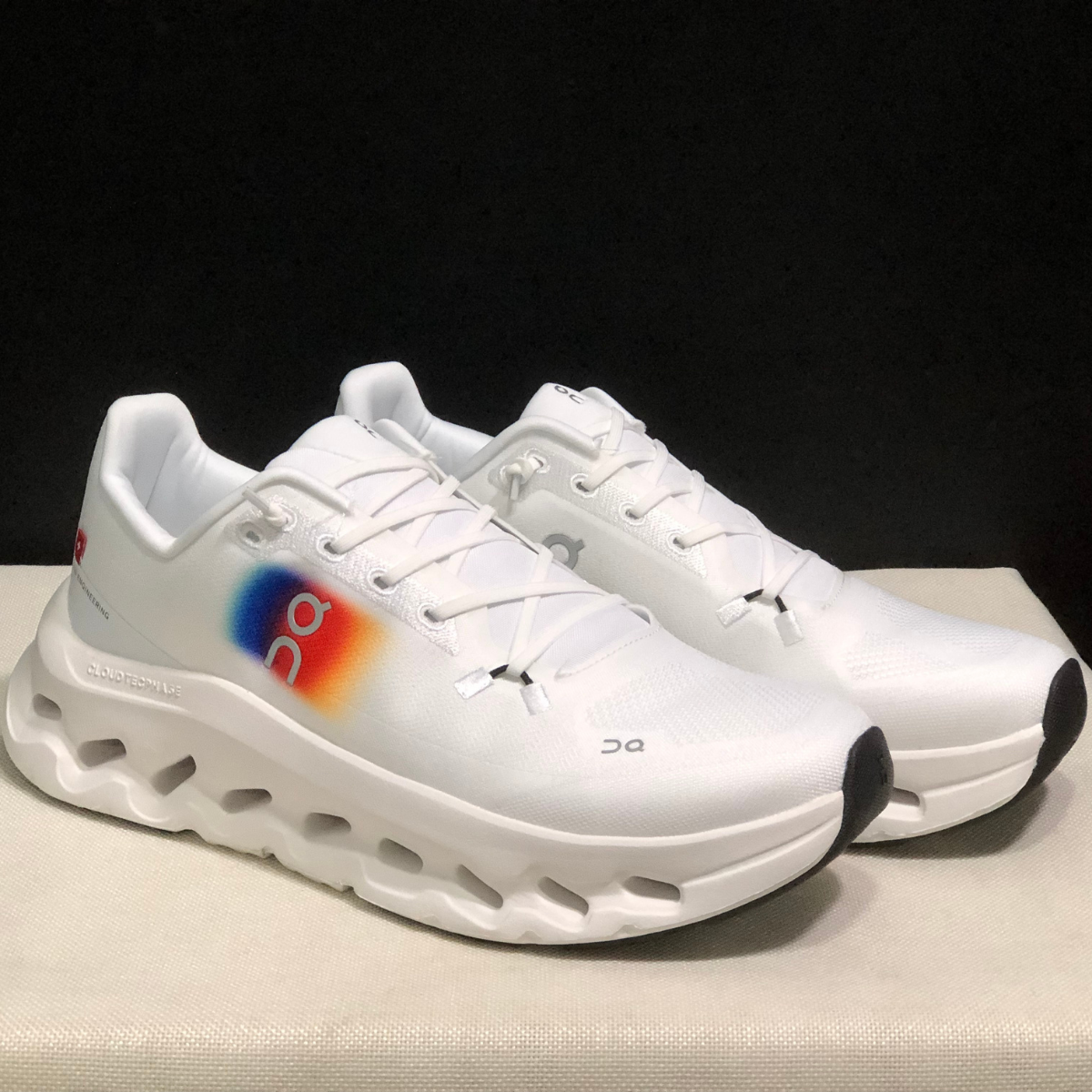 Cloudtilt - White Tag