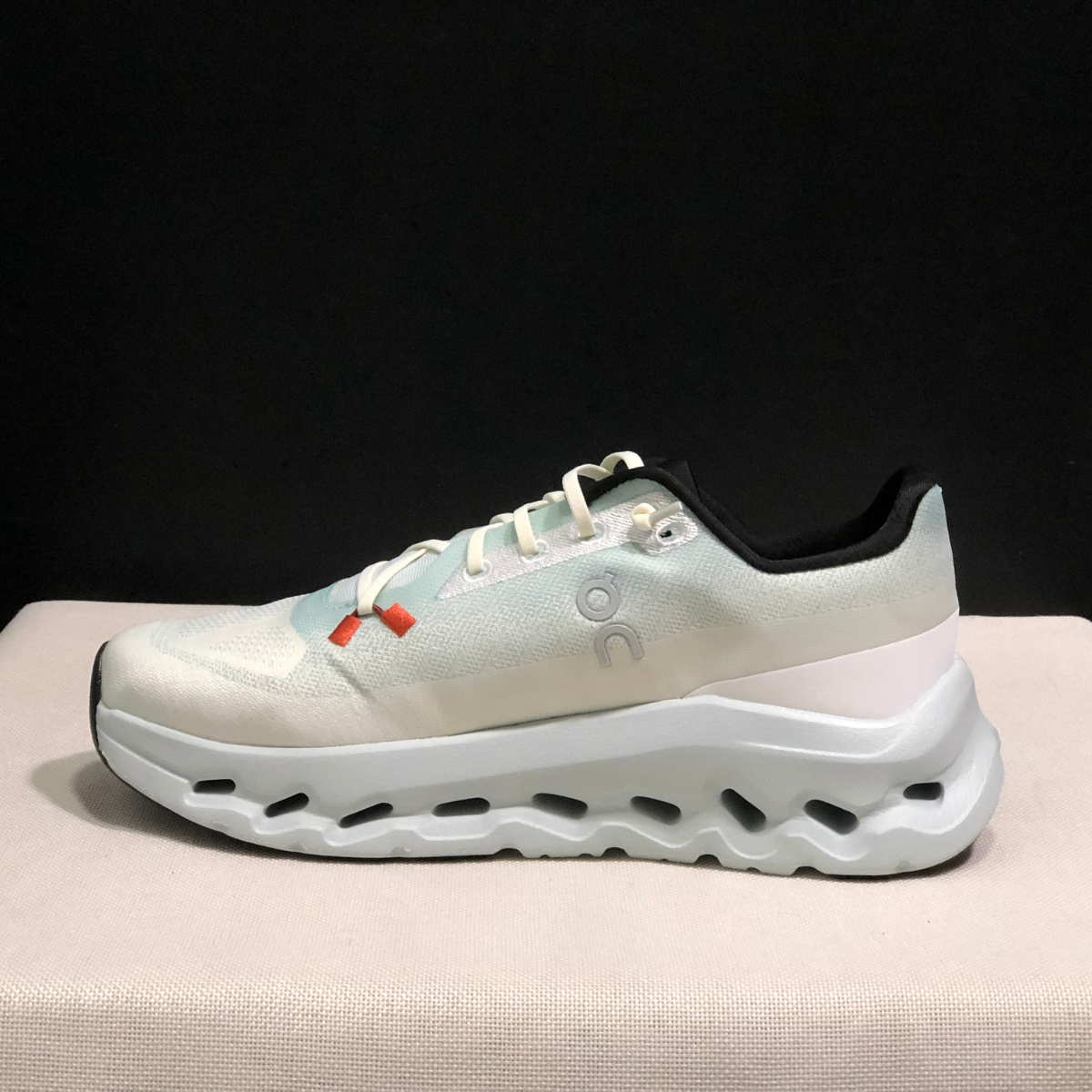 Cloudtilt - Mineral Ivory